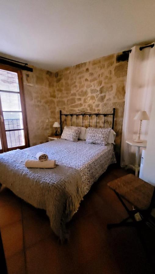La Casa De Baix Apartment Torre del Compte Екстериор снимка